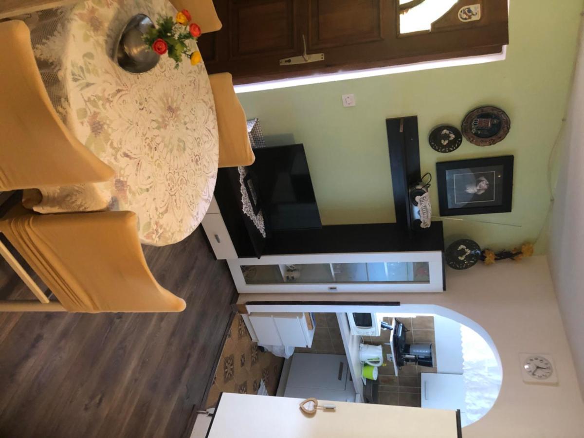 Apartment Nevia A/5 ポレッチ エクステリア 写真