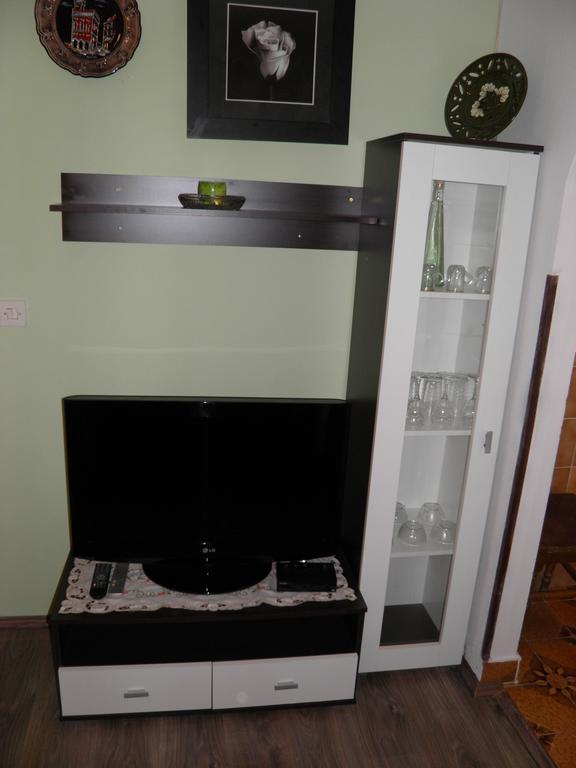 Apartment Nevia A/5 ポレッチ エクステリア 写真